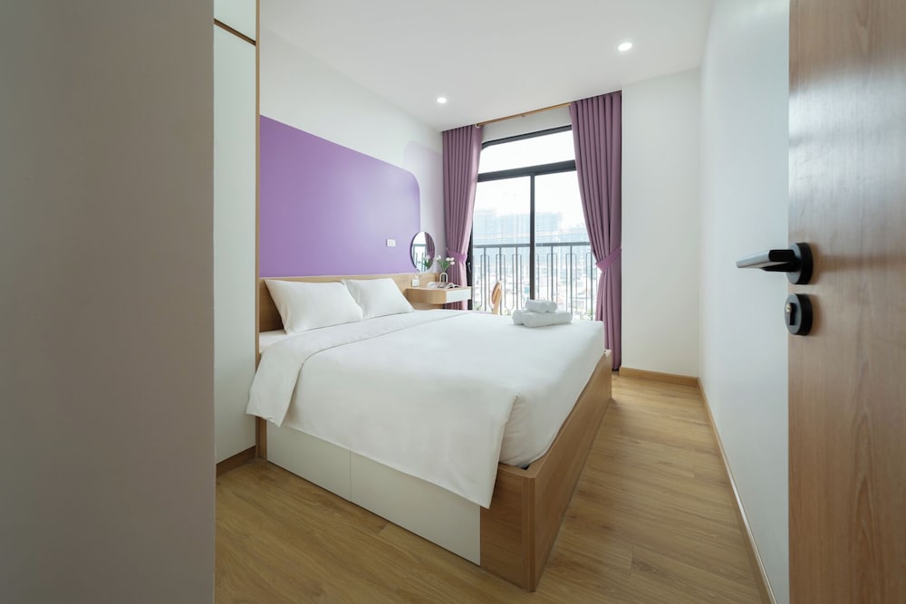 Apartment, 2 Bedrooms, River View photo 1