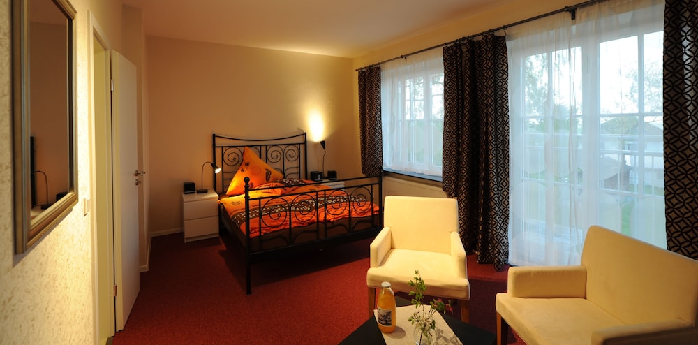 Deluxe Double Room, 1 Double Bed With Sofa Bed photo 1