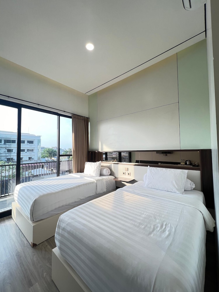 Twin Room, Non Smoking, Balcony photo 1