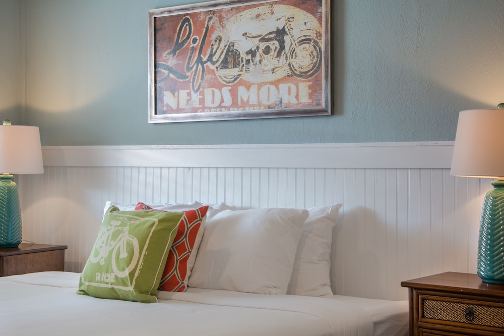Standard Room, 1 King Bed