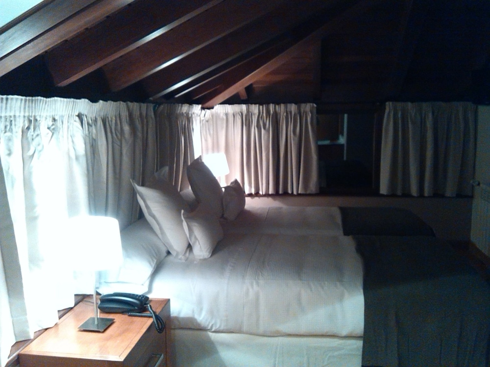Superior Double or Twin Room - Photo 3
