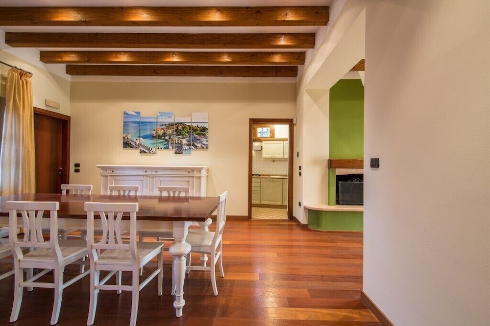 Exclusive Condo, 3 Bedrooms - Photo 5