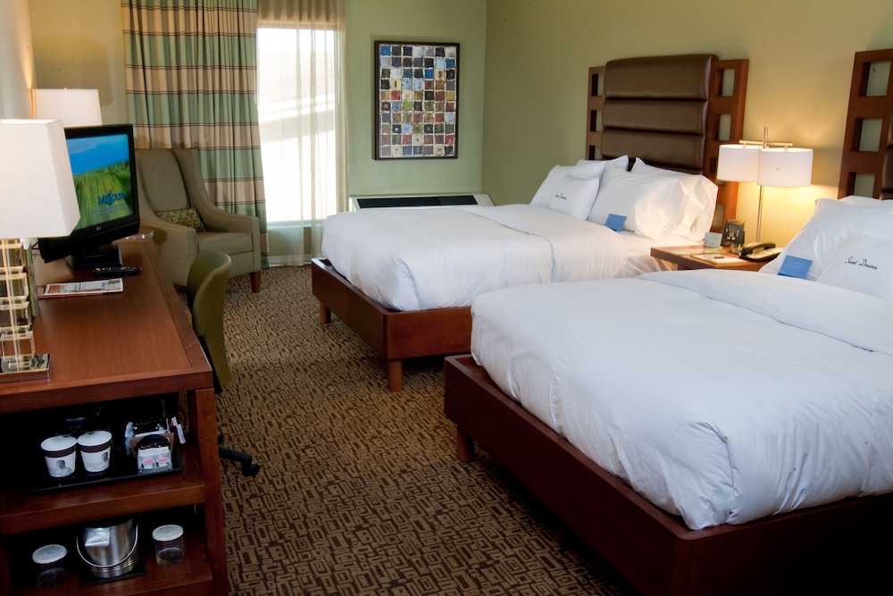 Room, 1 King Bed, Accessible, Non Smoking - Photo 2