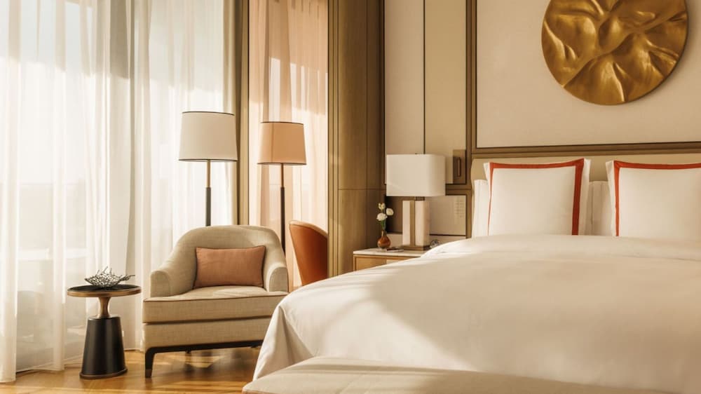 Ocean Deluxe Room with Iconic Burj Al Arab Views - includes Private Terrace (11 sqm) photo 3