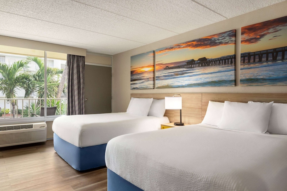 Efficiency, Room, 2 Queen Beds, Non Smoking - Photo 1
