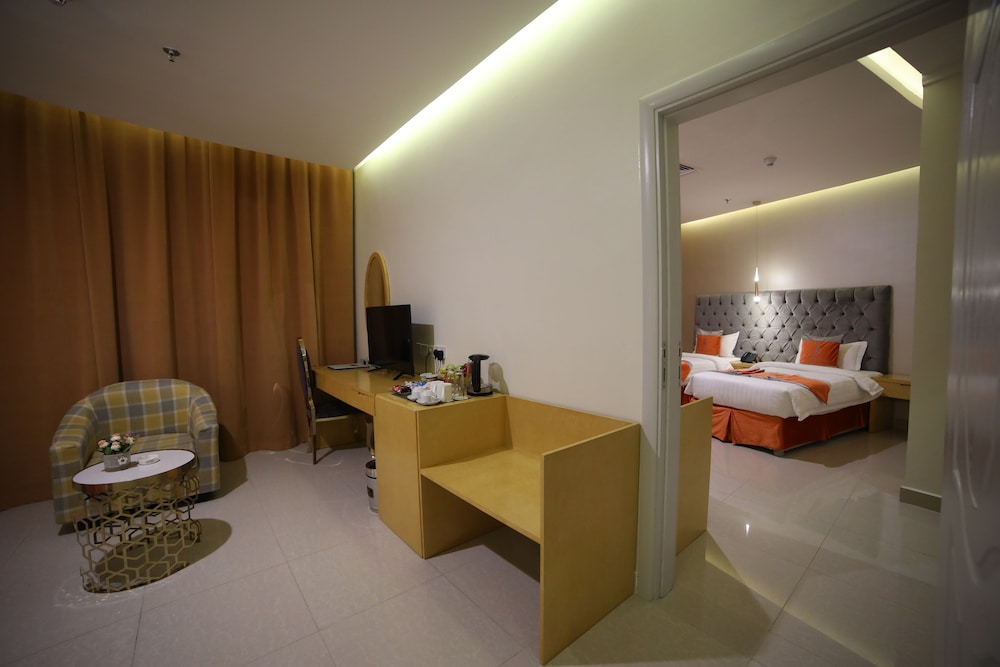 Family Room, 2 Bedrooms, Connecting Rooms