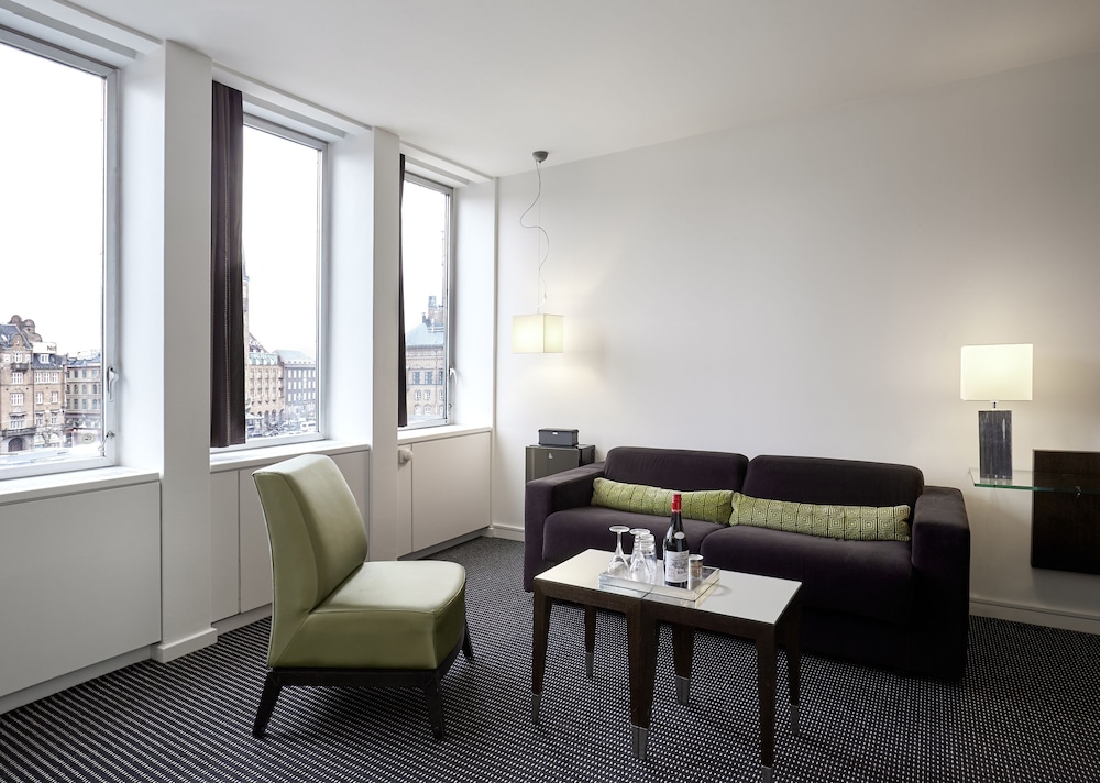 Junior Suite Deluxe With Lounge Access