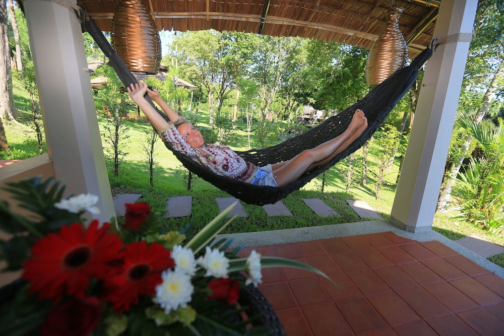Deluxe Jacuzzi Villa photo 3