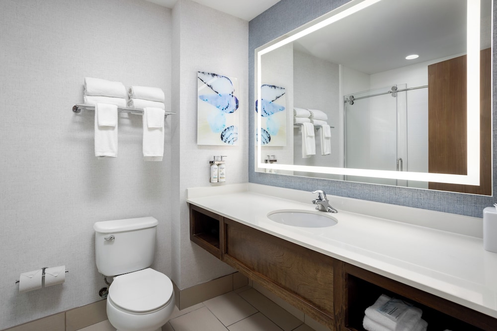 Suite, Multiple Beds, Ocean View photo 2
