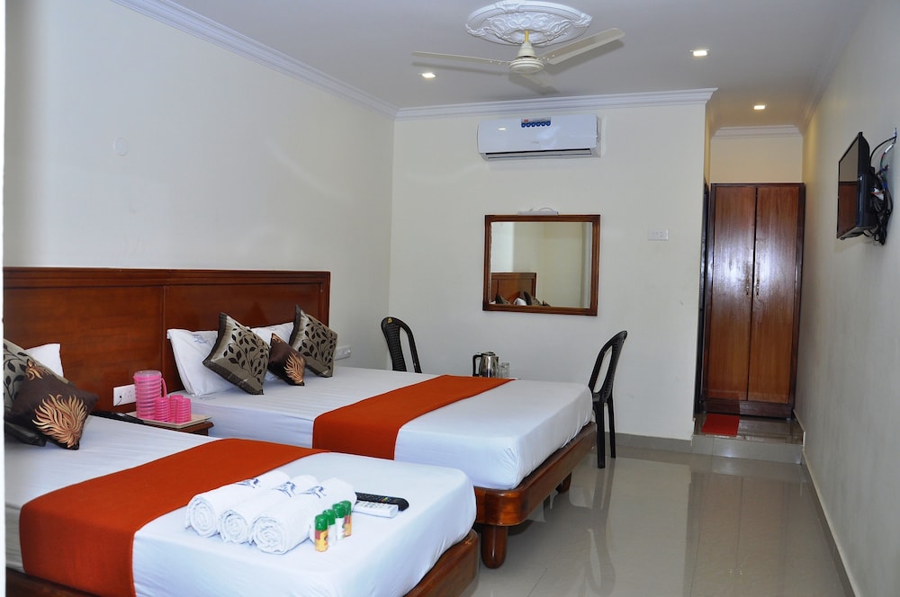 Deluxe Triple Room - Photo 1
