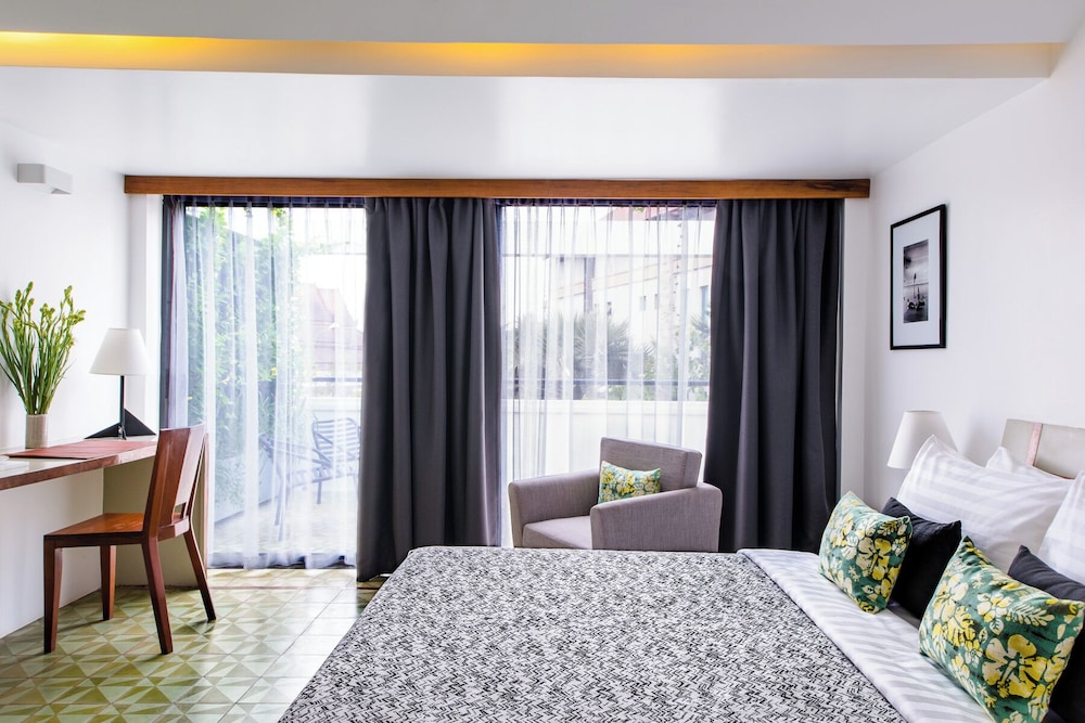 Deluxe Double Room, Terrace, City View