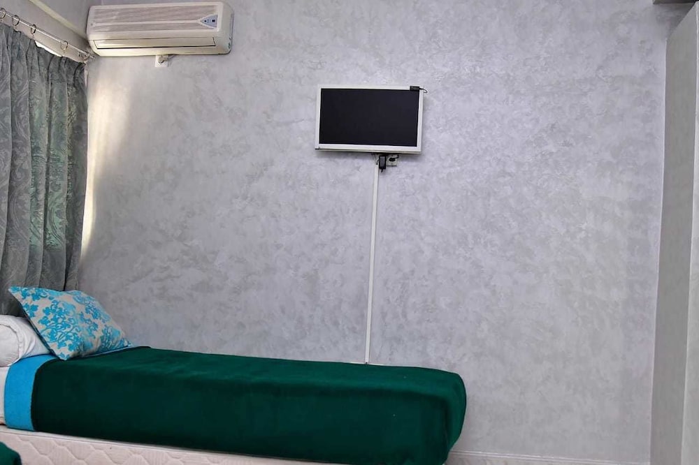 Twin Room, 2 Twin Beds, Non Smoking photo 2