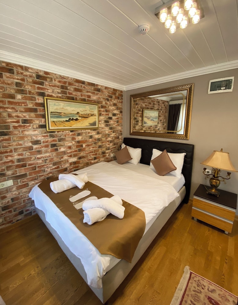 Family Quadruple Room photo 1