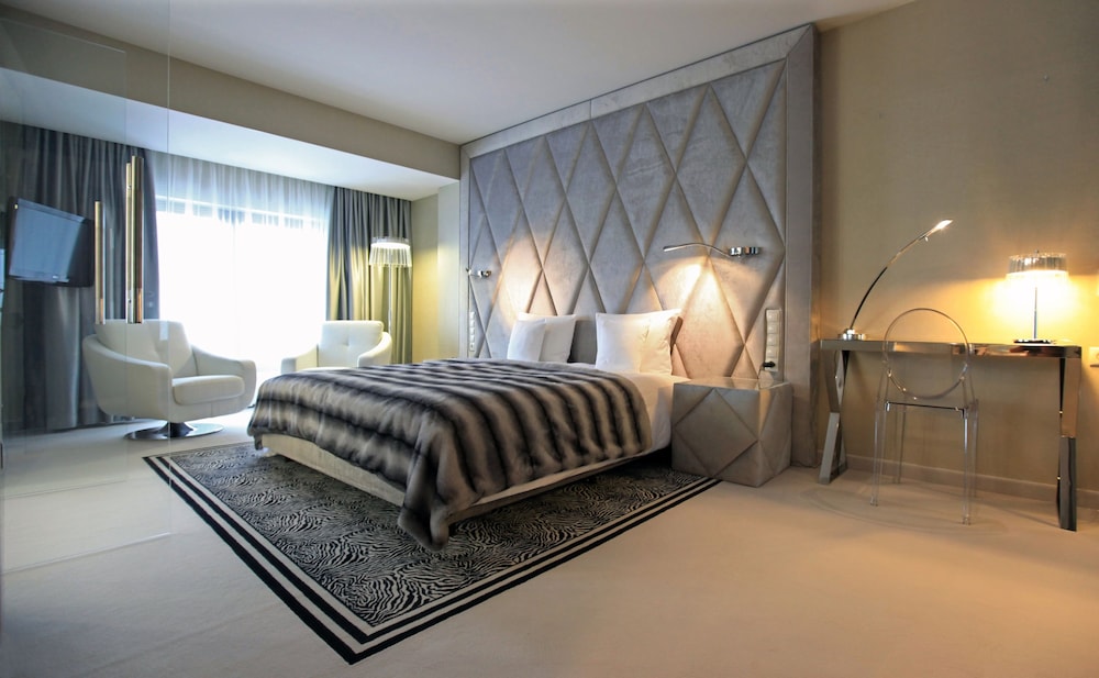 Apartment Platinum with Jacuzzi, 4* part