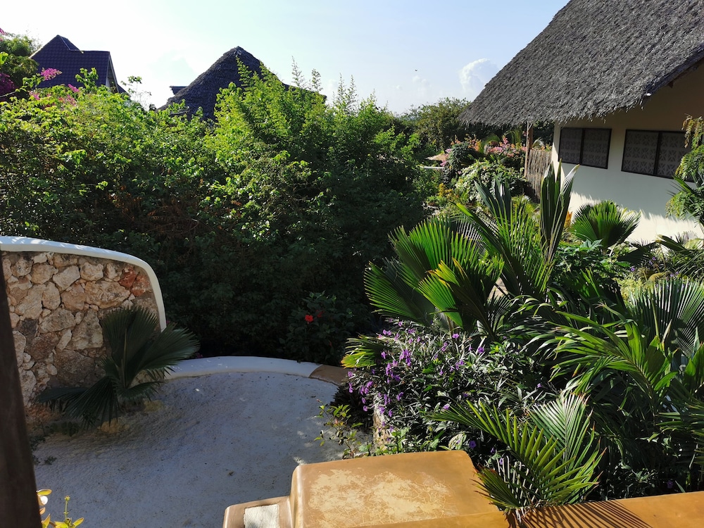 Suite with Garden View