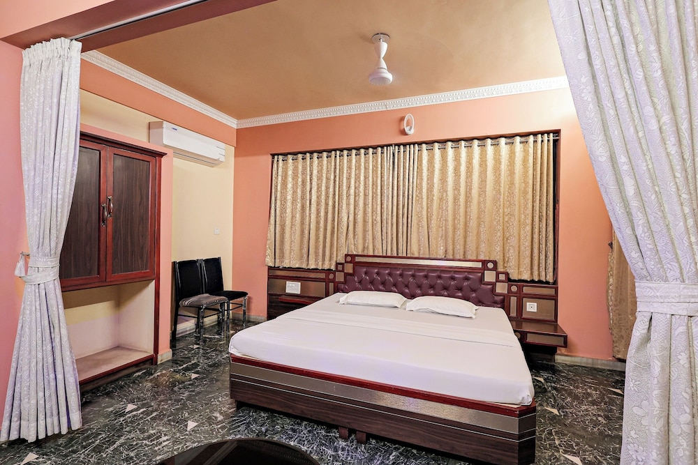 Classic Double Room, City View