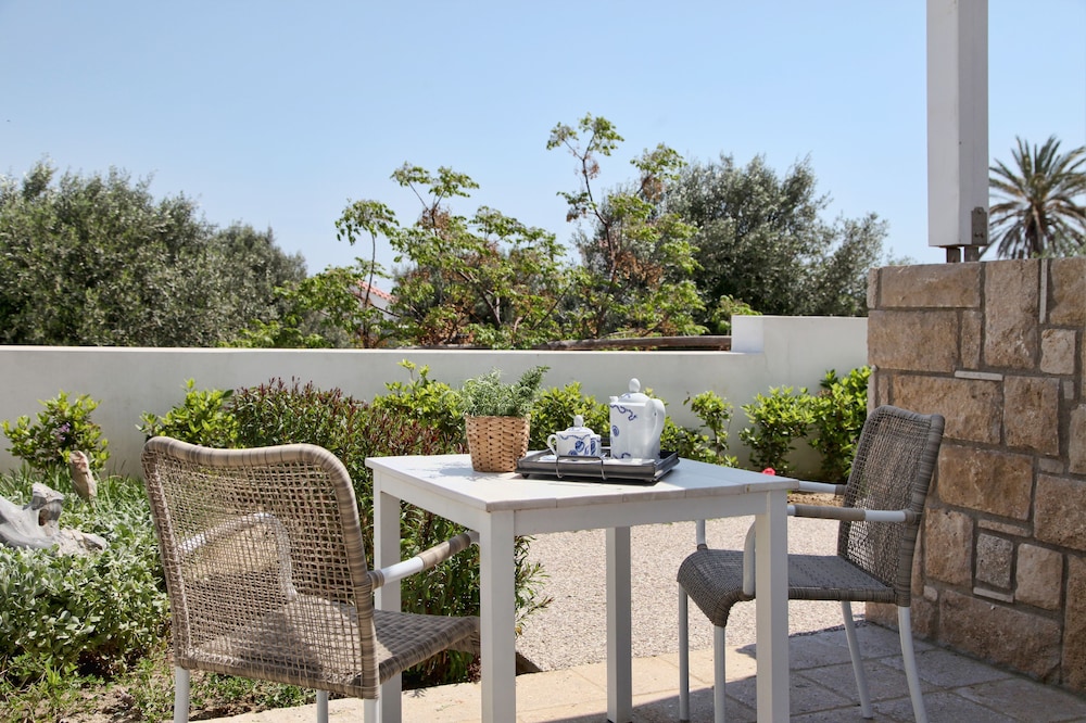 Junior Suite, Garden View photo 3
