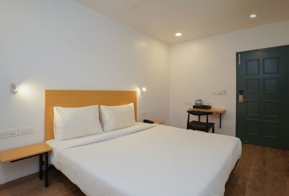 Deluxe Room - Photo 4