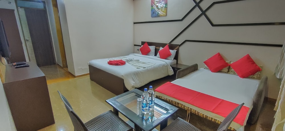 Deluxe Room, Garden View photo 2