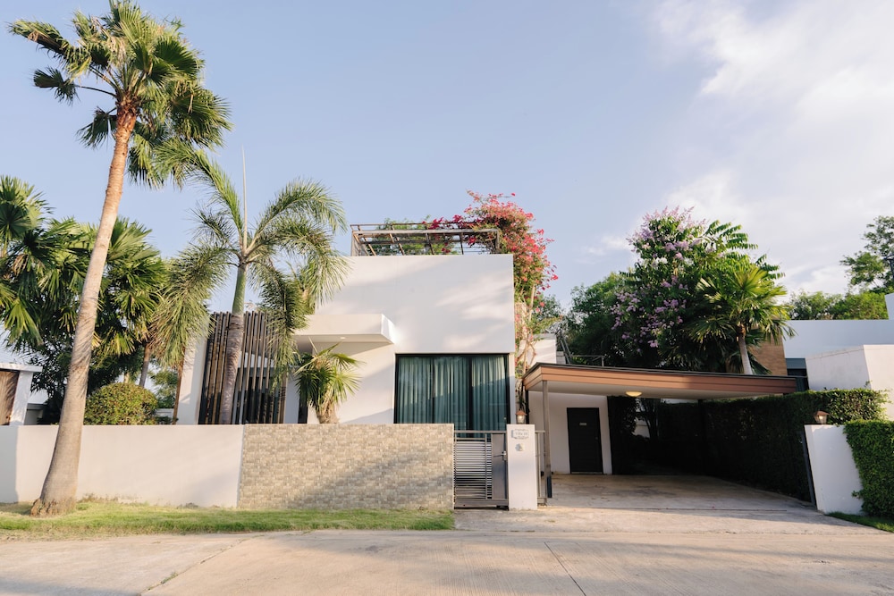 Private Pool Villa 2 Bedroom for 5 people Pet-friendly photo 2