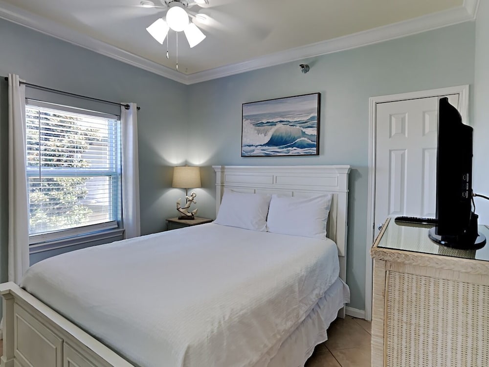 Condo, Multiple Beds, Balcony photo 3