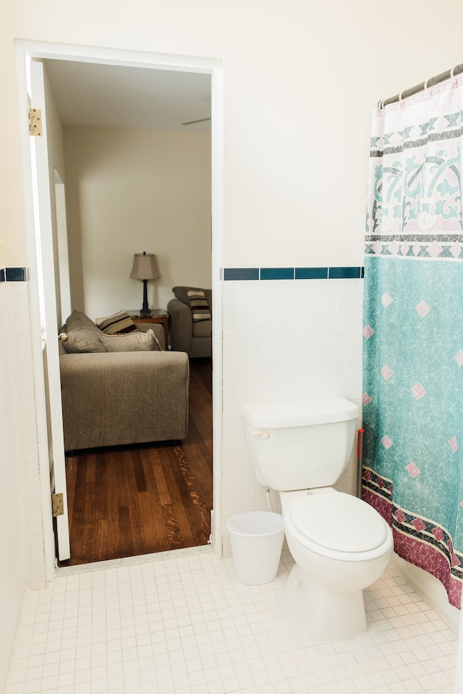 Deluxe Suite, Kitchen photo 2