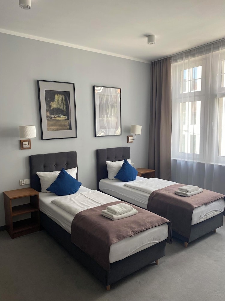 Deluxe Twin Room photo 1
