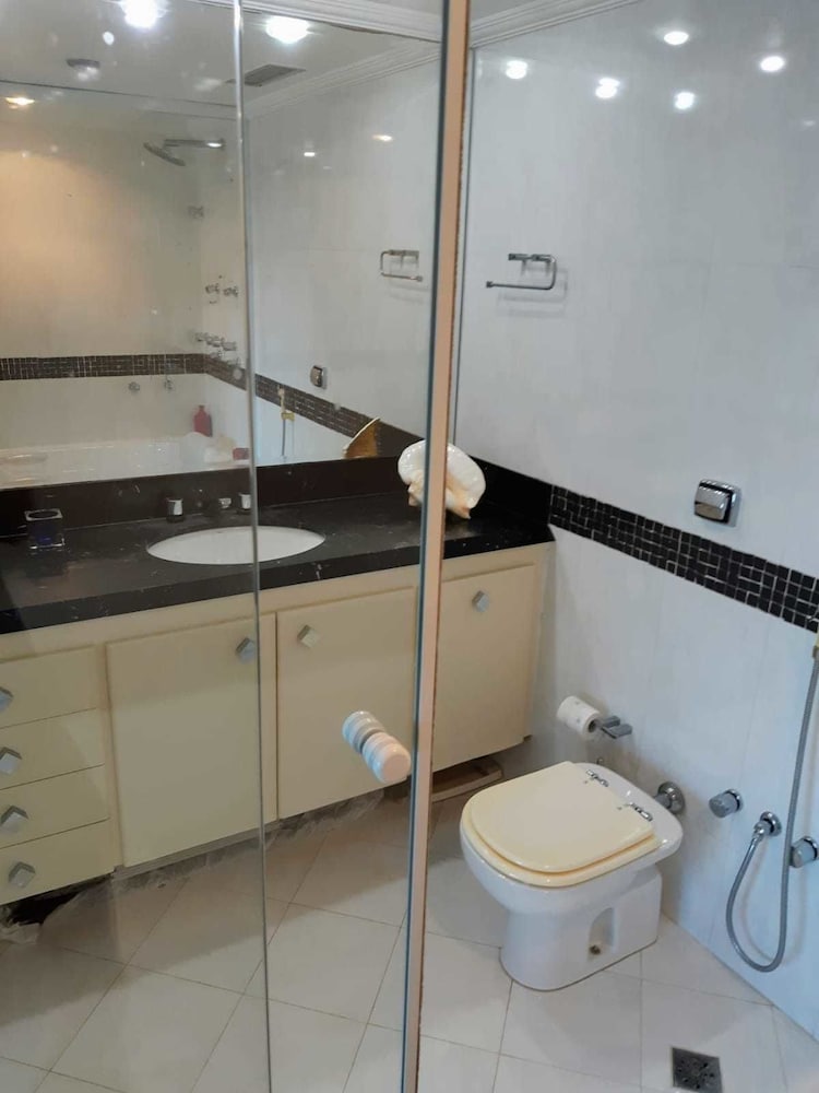 Luxury Apartment photo 3