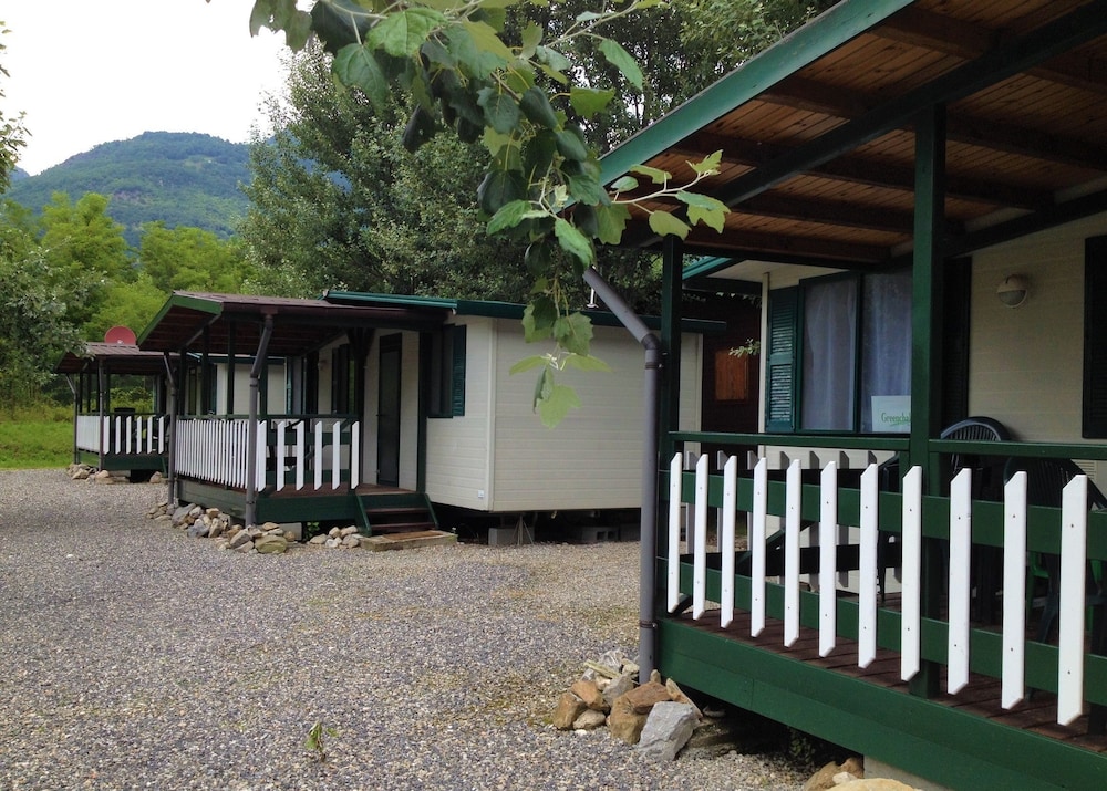 Mobile Home photo 3