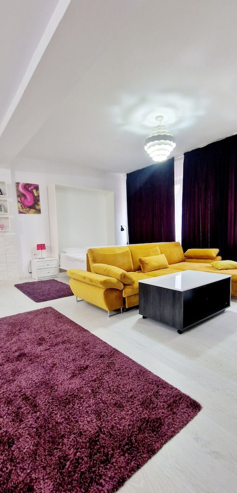 Comfort Studio