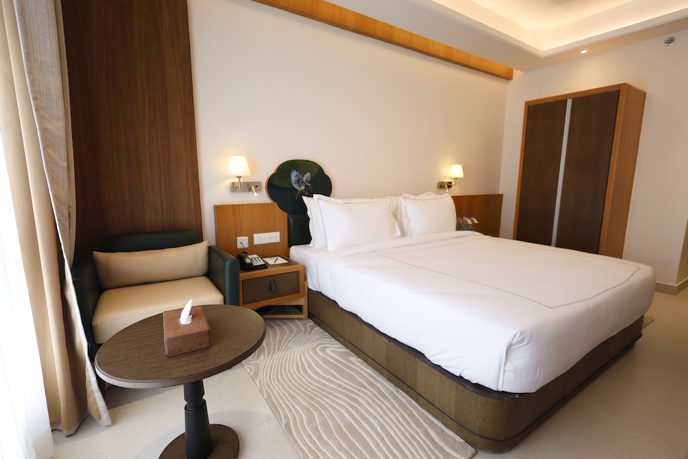 Standard Double Room, City View photo 2