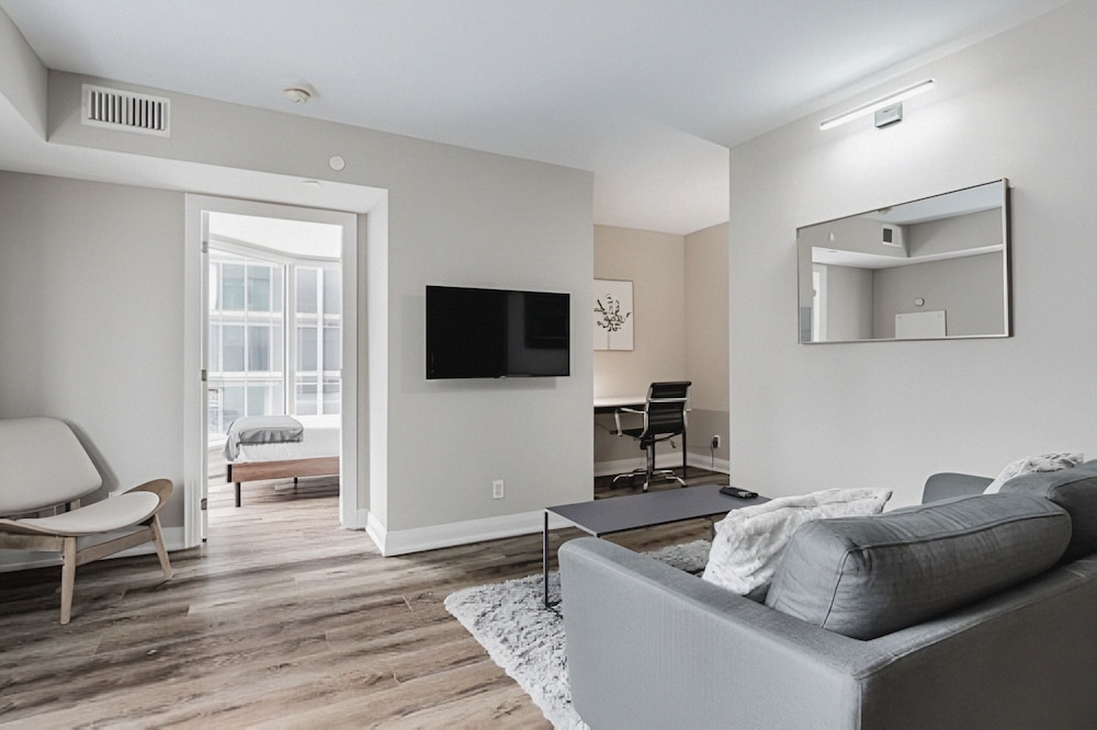 Superior Condo
