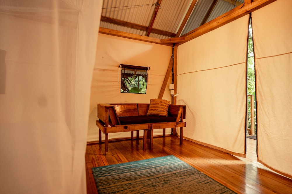 Safari Tent photo 2