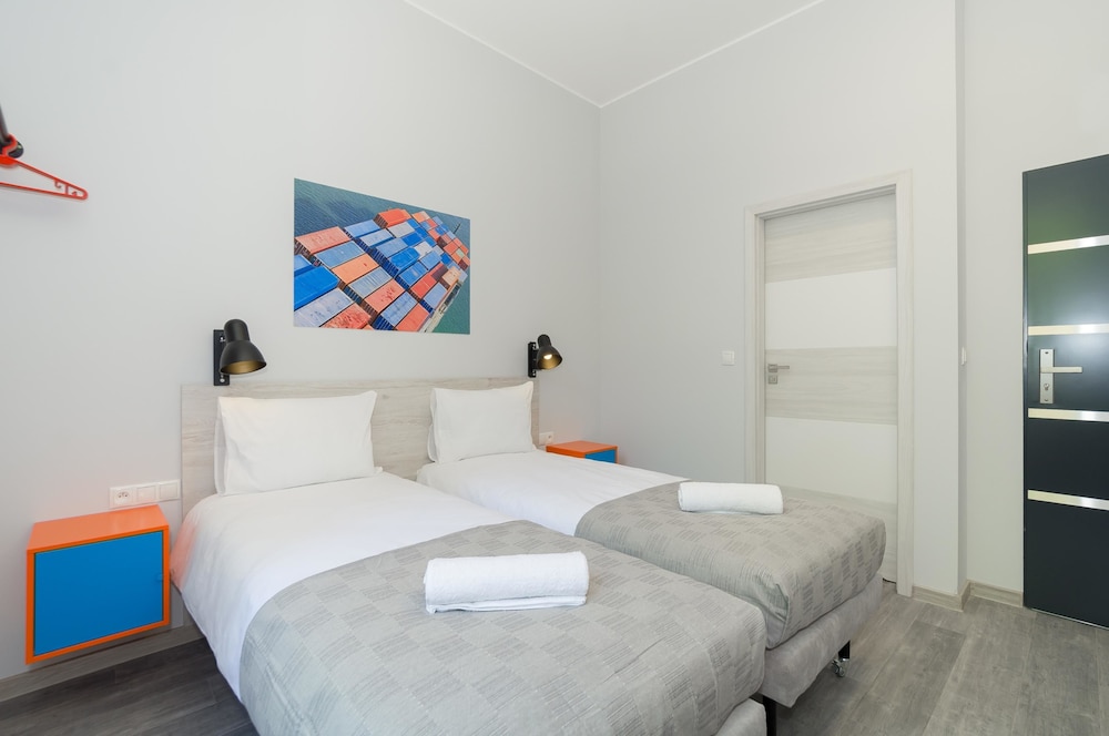 Twin Room (6) - Photo 2