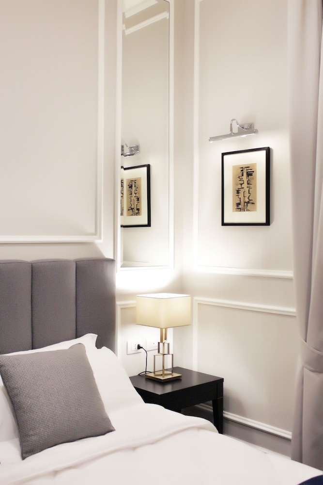 Deluxe Suite photo 2
