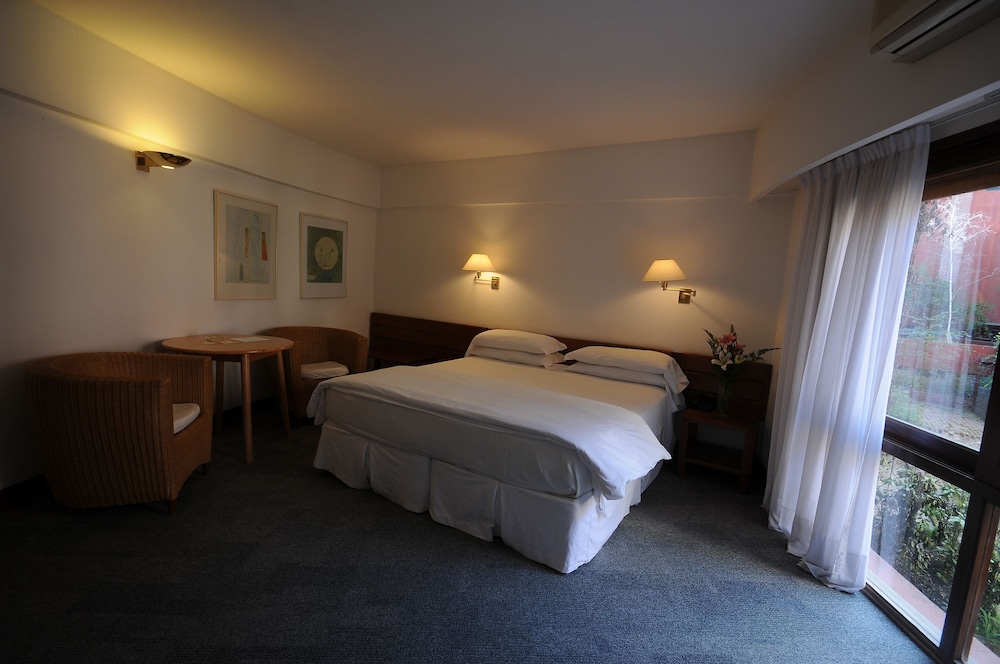 Standard Double Room, 1 Bedroom, Courtyard View photo 3