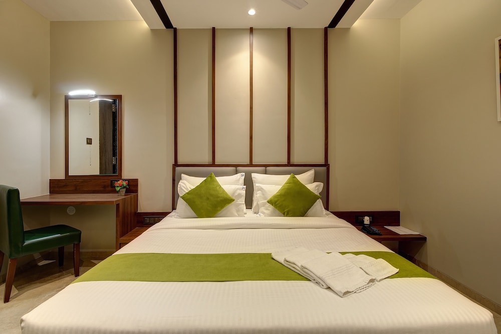 Business Room - Photo 6