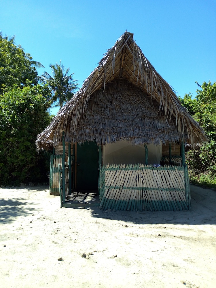 Economy Double Room, Private Bathroom, Garden View (Bamboo) photo 1