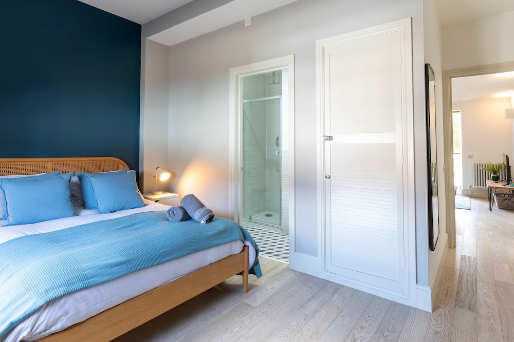 Premier Apartment, Ensuite (First Floor  ( 2)) photo 3