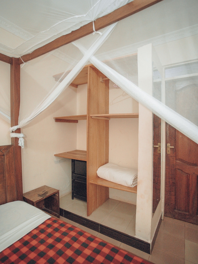 Economy Single Room