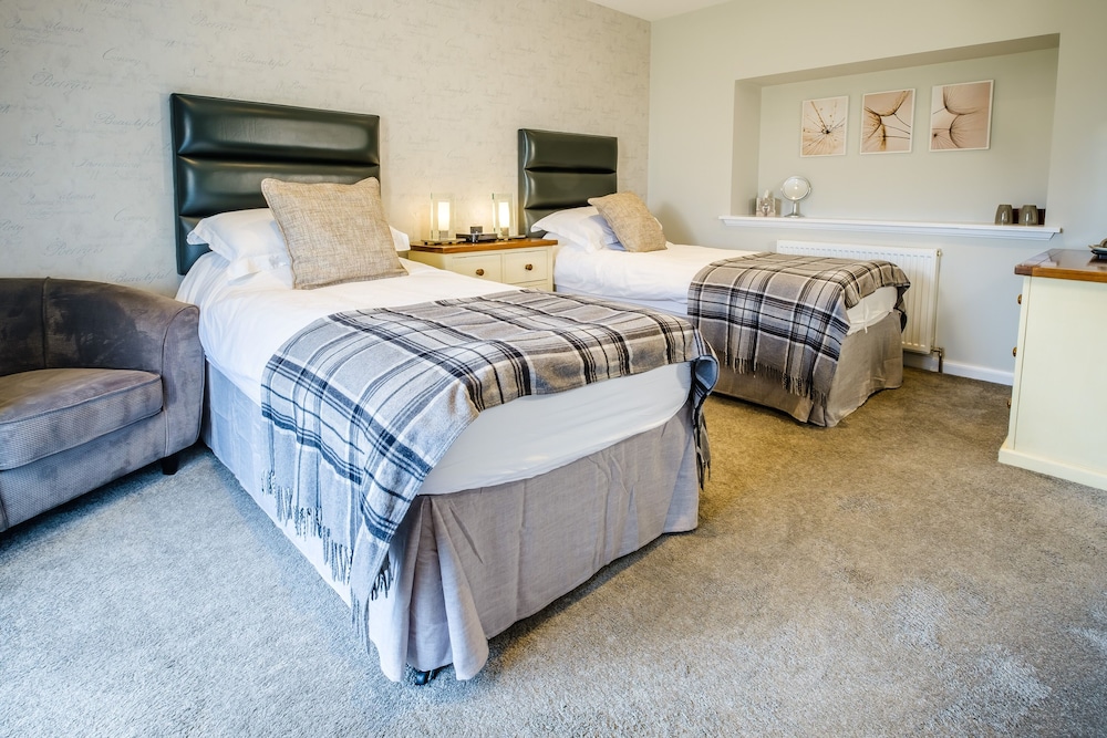 Superior Twin Room photo 2