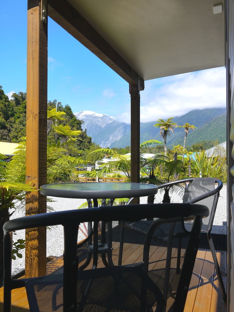 Studio Cottage, Mountain View - Photo 2