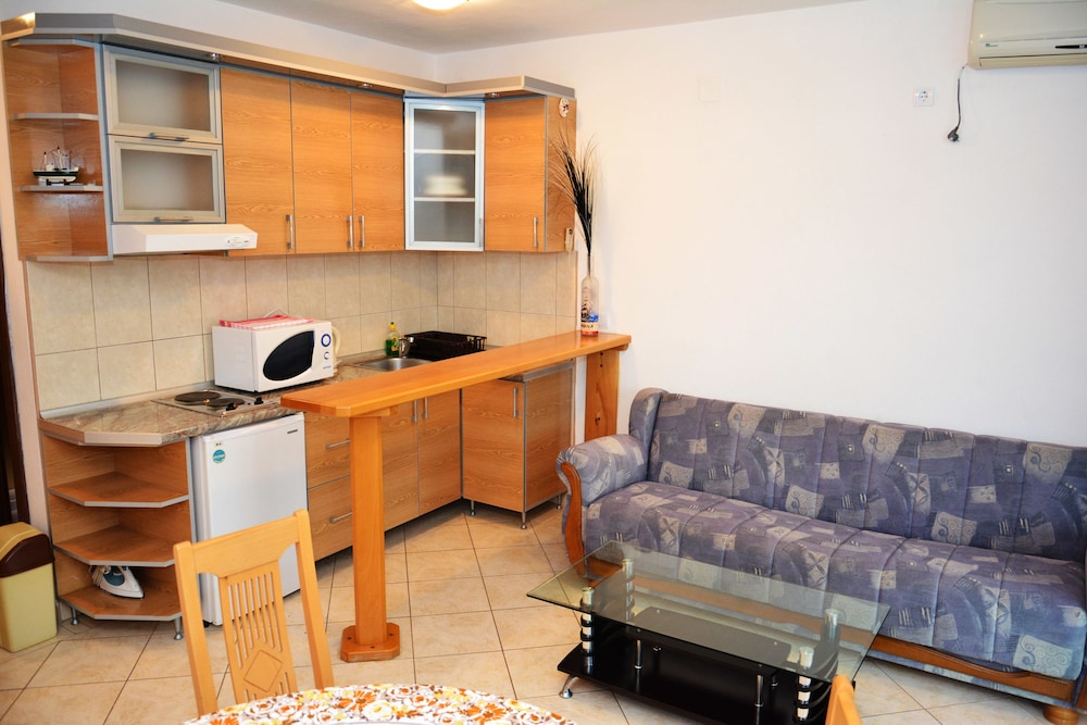 Comfort Duplex, 1 Bedroom, Terrace, Sea View photo 3