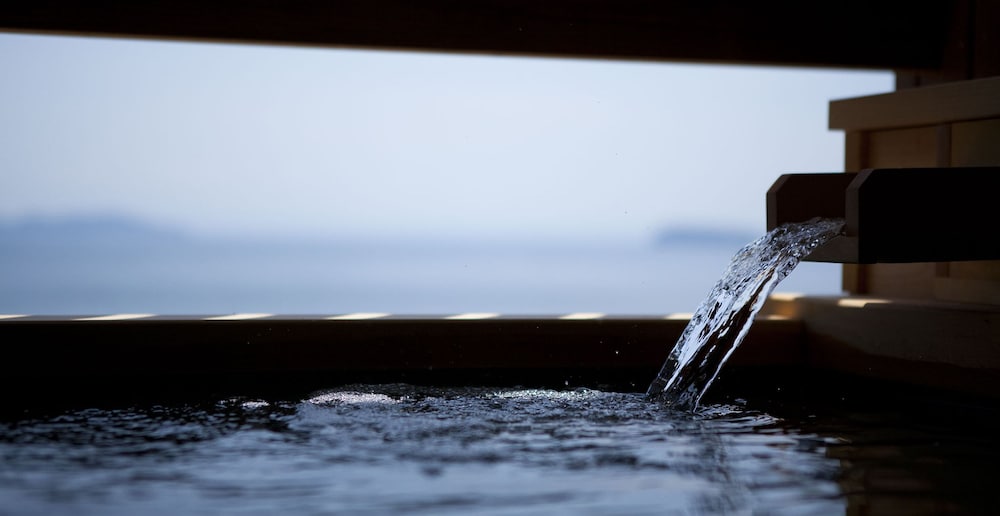 Japanese Western Suite with Open-Air Onsen Non Smoking - Photo 4