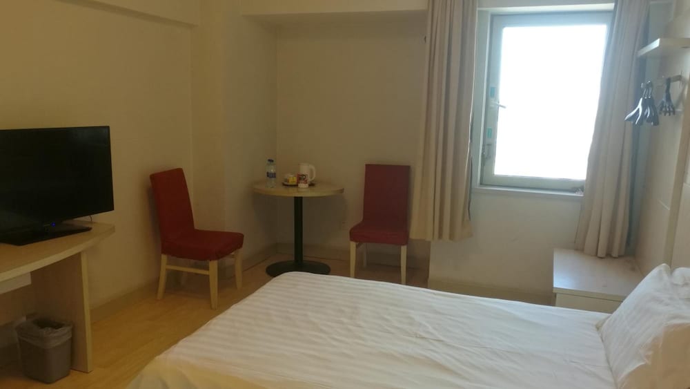 Standard Room photo 3