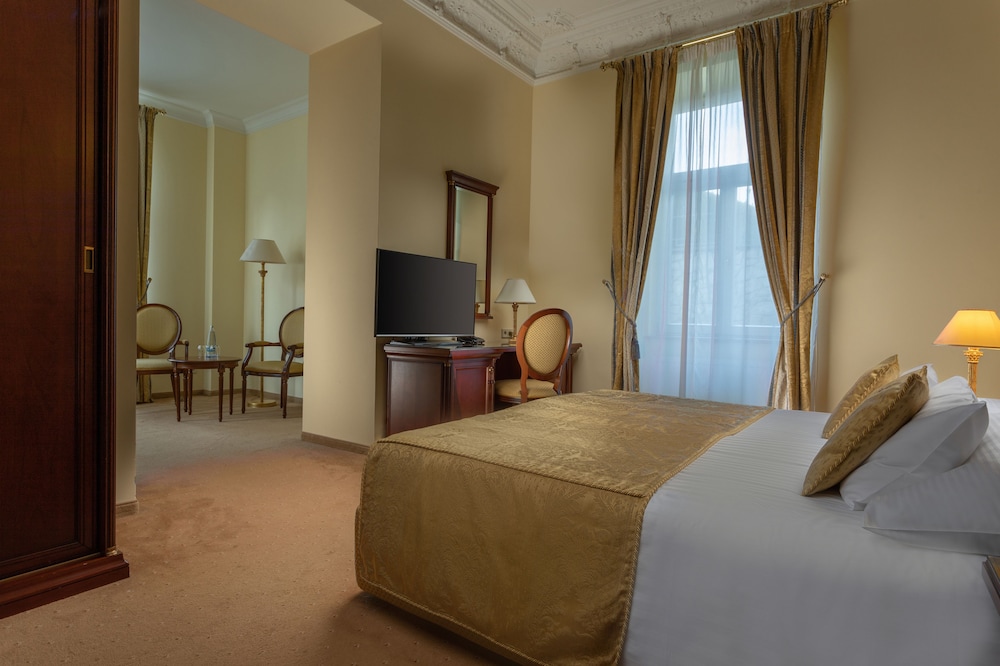 Junior Suite - Photo 3