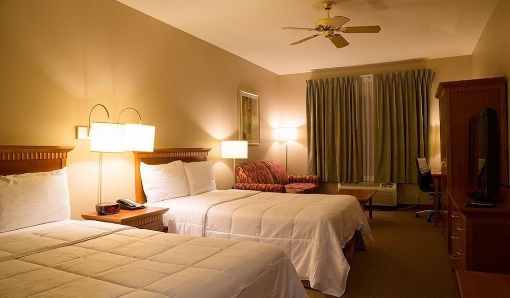 Executive Suite, 2 Double Beds