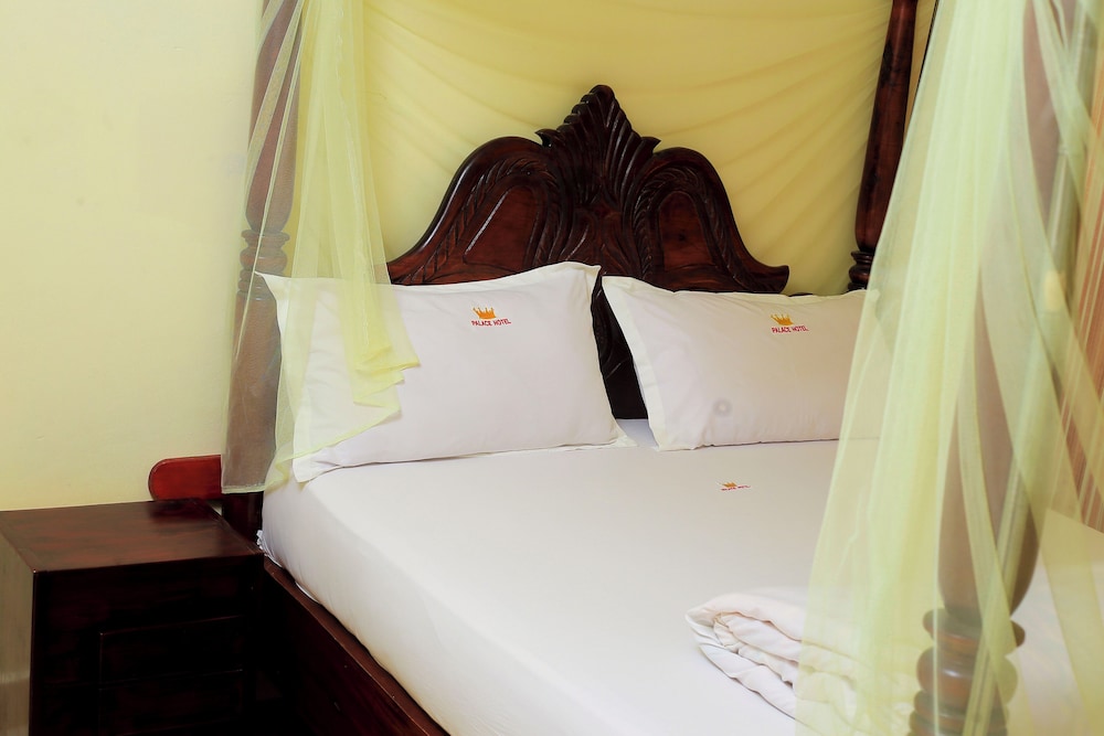 Basic Single Room, 1 Double Bed