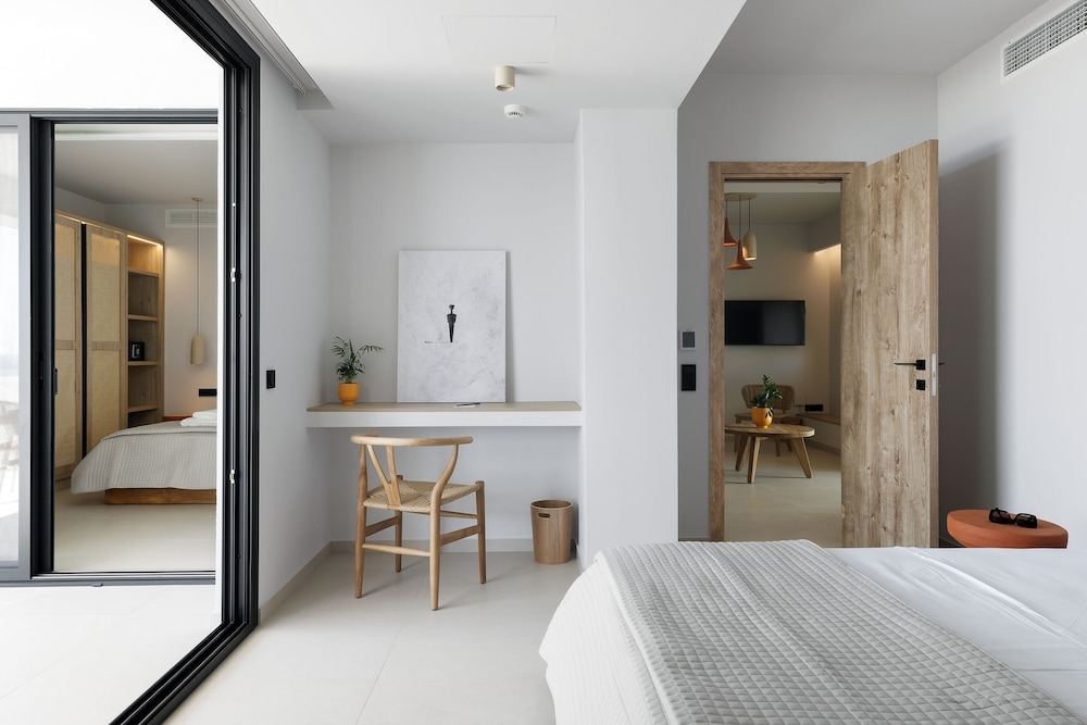 Suite 2