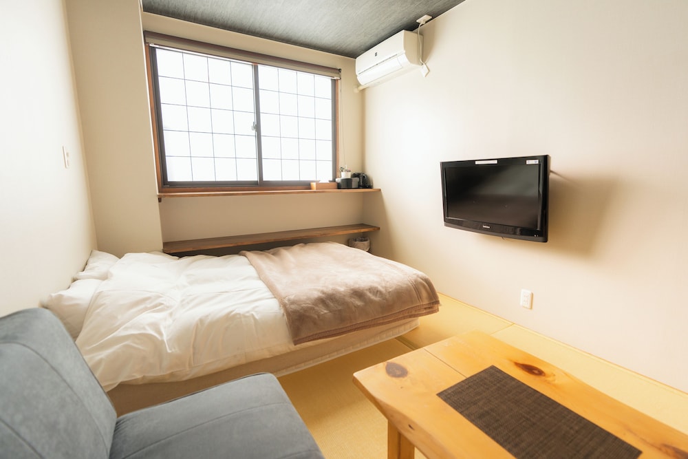Japanese-Western Style Room 302